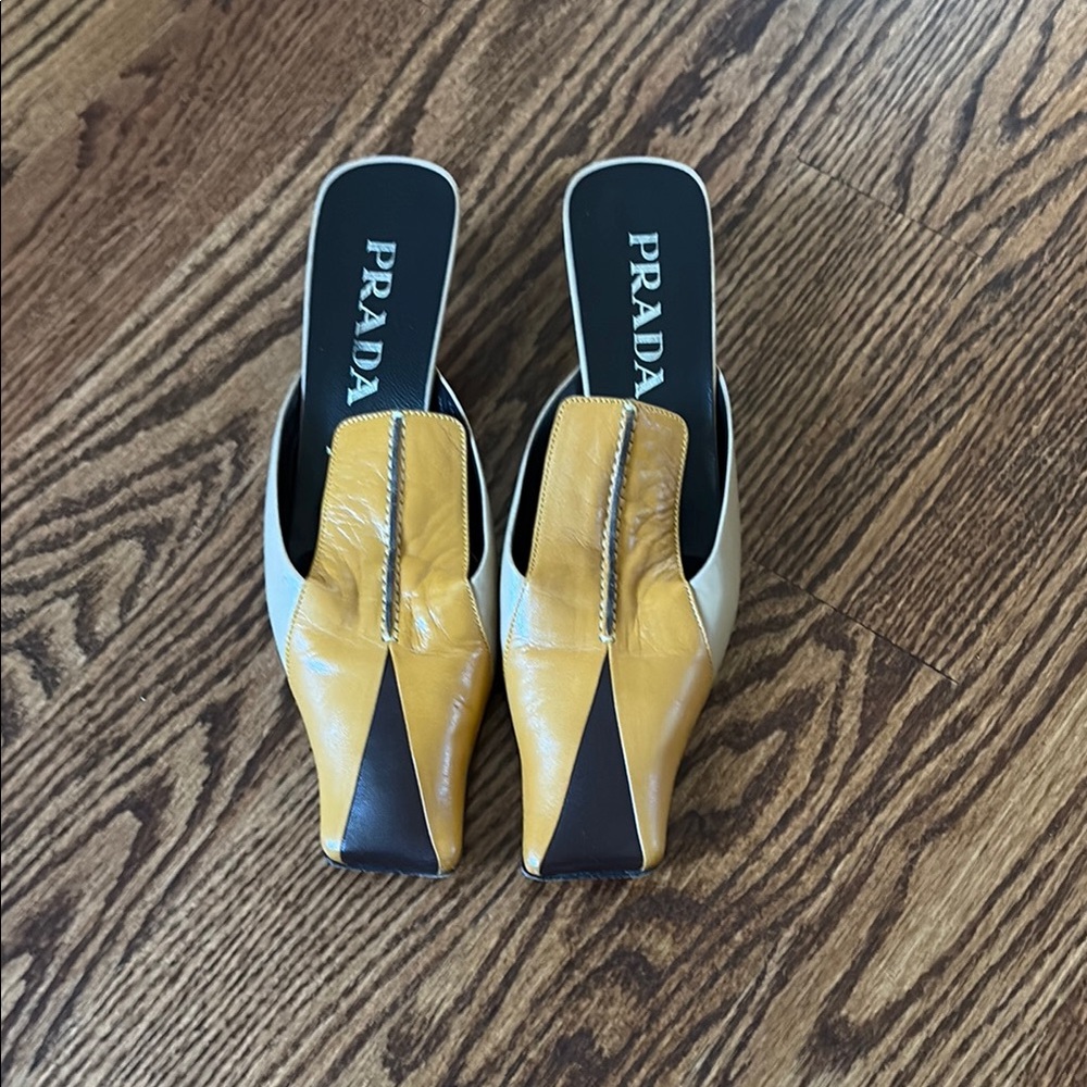 Prada Women's Yellow and brown, with beige small heels